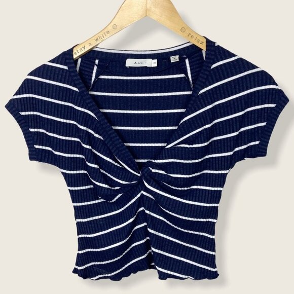 Alc Sabina Blue Striped Crop Top V-Neck White Size XS Stretch Cap Sleeves Tee - Picture 3 of 8